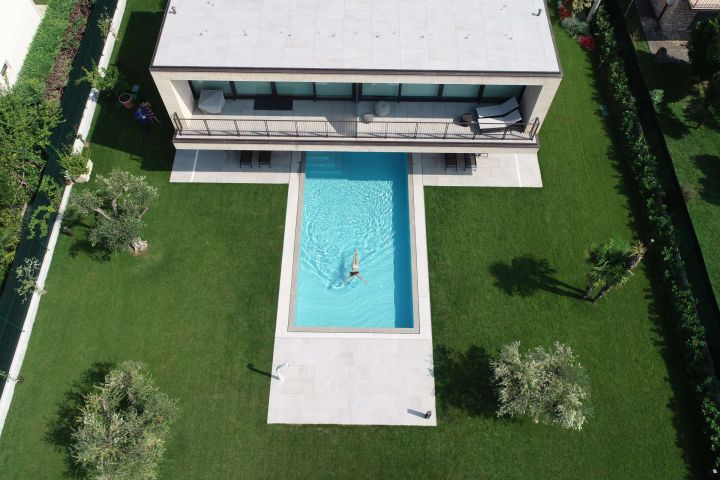 In quanto tempo si realizza una piscina?
